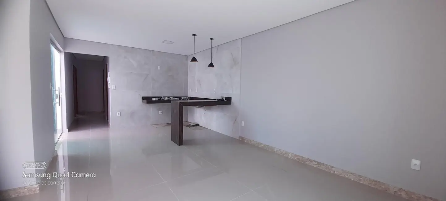 Casa com 3 quartos à venda, 140m2 em Timirim, Timoteo - MG - imagem 5 Foto 5 de Casa com 3 quartos à venda, 140m2 em Timirim, Timoteo - MG