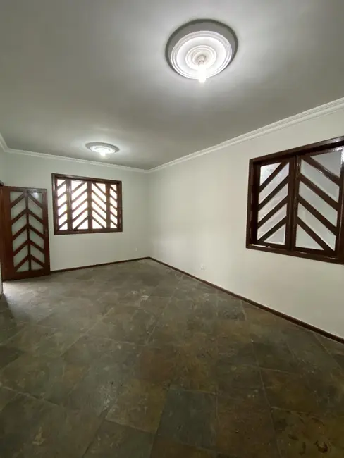 Casa com 3 quartos à venda, 286m2 em Santa Maria, Timoteo - MG - imagem 6 Foto 6 de Casa com 3 quartos à venda, 286m2 em Santa Maria, Timoteo - MG