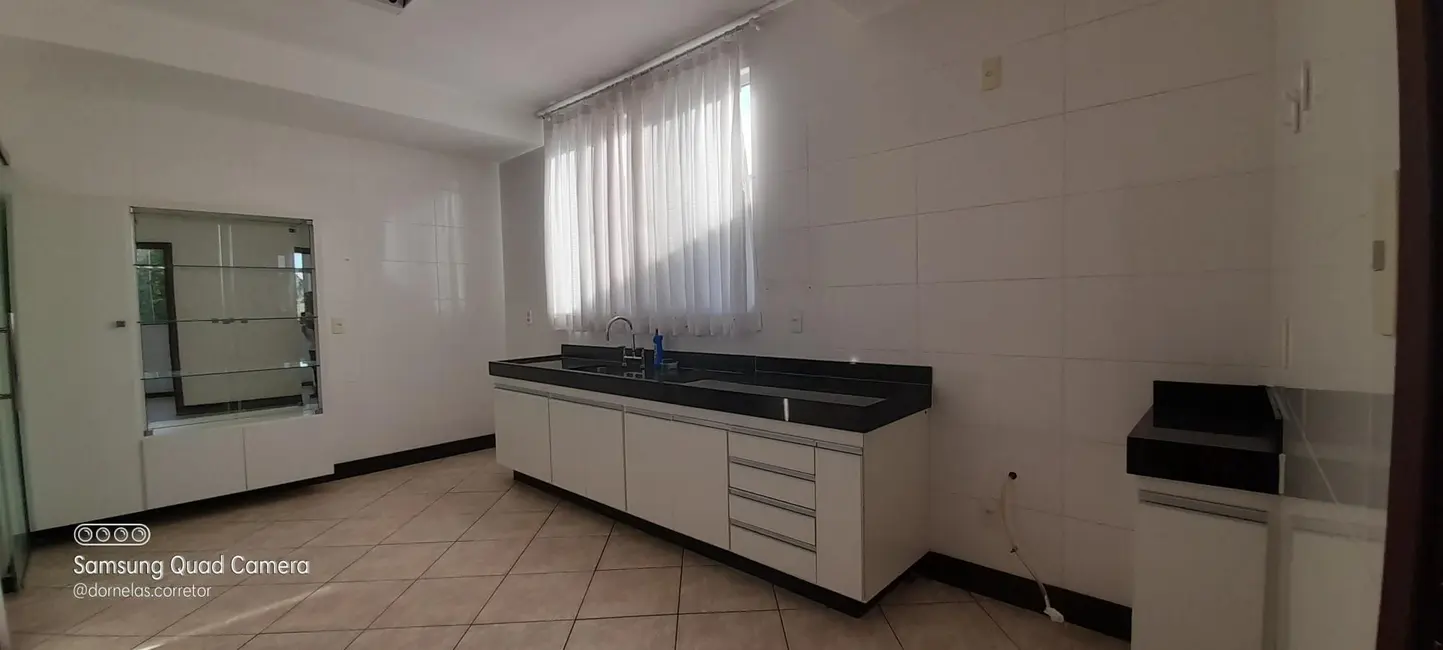 Apartamento com 3 quartos à venda, 180m2 em Timoteo - MG - imagem 9 Foto 9 de Apartamento com 3 quartos à venda, 180m2 em Timoteo - MG