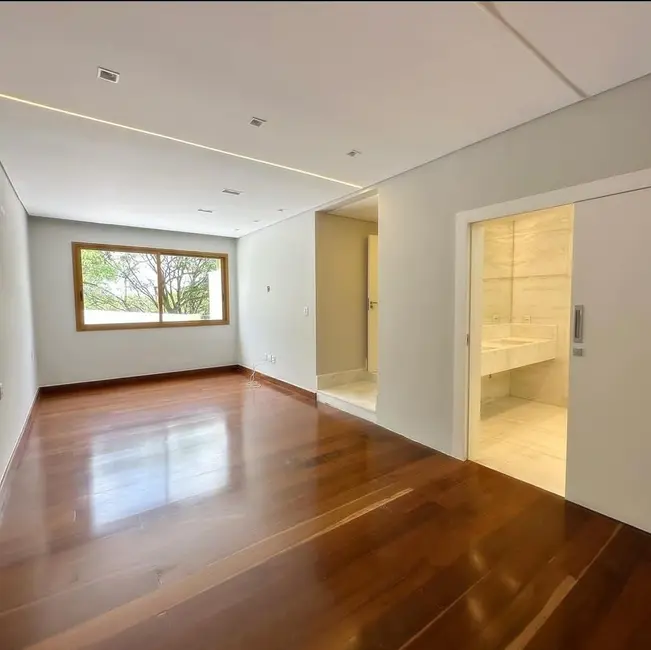 Casa com 3 quartos à venda, 405m2 em Das Águas, Ipatinga - MG - imagem 7 Foto 7 de Casa com 3 quartos à venda, 405m2 em Das Águas, Ipatinga - MG