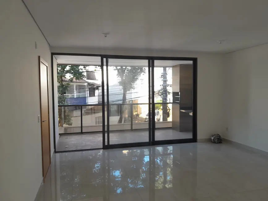 Apartamento com 3 quartos à venda, 120m2 em Horto, Ipatinga - MG - imagem 6 Foto 6 de Apartamento com 3 quartos à venda, 120m2 em Horto, Ipatinga - MG