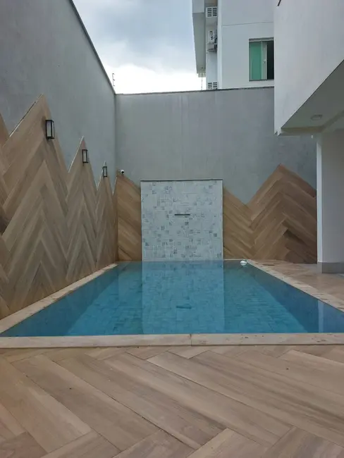 Casa com 3 quartos à venda, 546m2 em Parque das Águas, Ipatinga - MG - imagem 8 Foto 8 de Casa com 3 quartos à venda, 546m2 em Parque das Águas, Ipatinga - MG