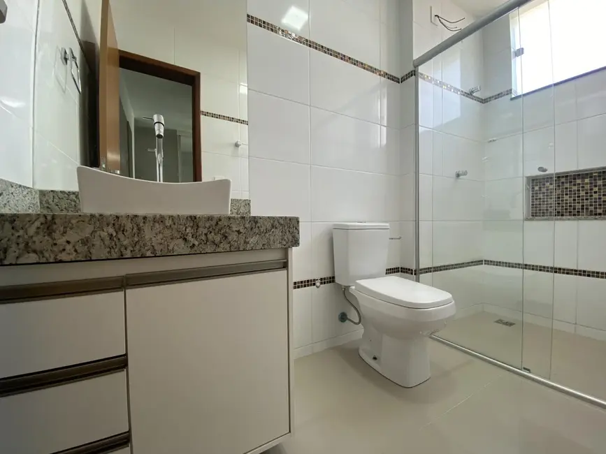 Cobertura com 4 quartos à venda, 185m2 em Santana Do Paraiso - MG - imagem 8 Foto 8 de Cobertura com 4 quartos à venda, 185m2 em Santana Do Paraiso - MG