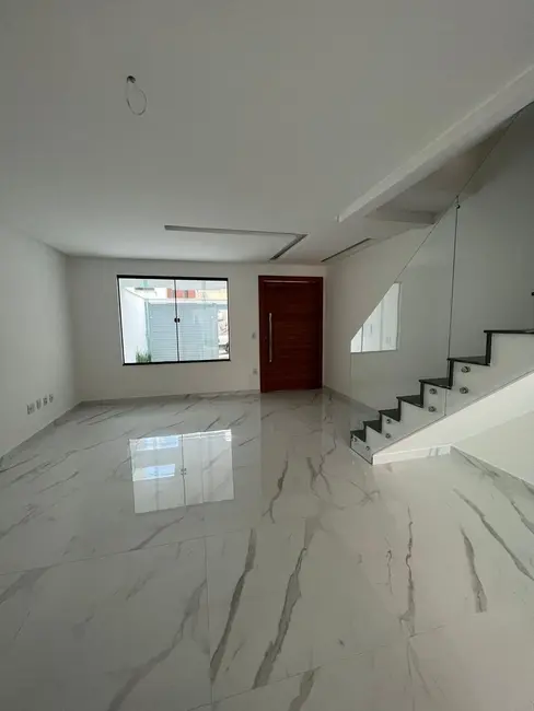 Foto 1 de Apartamento com 3 quartos à venda, 140m2 em Santana Do Paraiso - MG