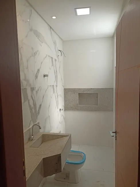 Casa com 3 quartos à venda, 147m2 em Santana Do Paraiso - MG - imagem 8 Foto 8 de Casa com 3 quartos à venda, 147m2 em Santana Do Paraiso - MG