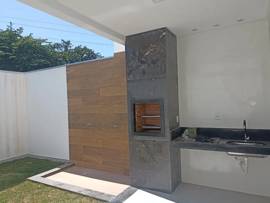 Casa com 3 quartos à venda, 147m2 em Santana Do Paraiso - MG - imagem 4 Foto 4 de Casa com 3 quartos à venda, 147m2 em Santana Do Paraiso - MG