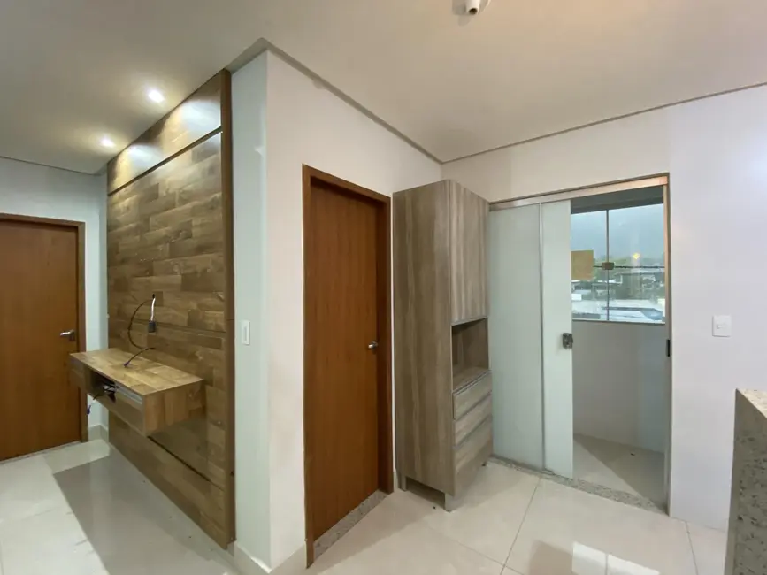 Apartamento com 2 quartos à venda, 70m2 em João XXIII, Timoteo - MG - imagem 3 Foto 3 de Apartamento com 2 quartos à venda, 70m2 em João XXIII, Timoteo - MG