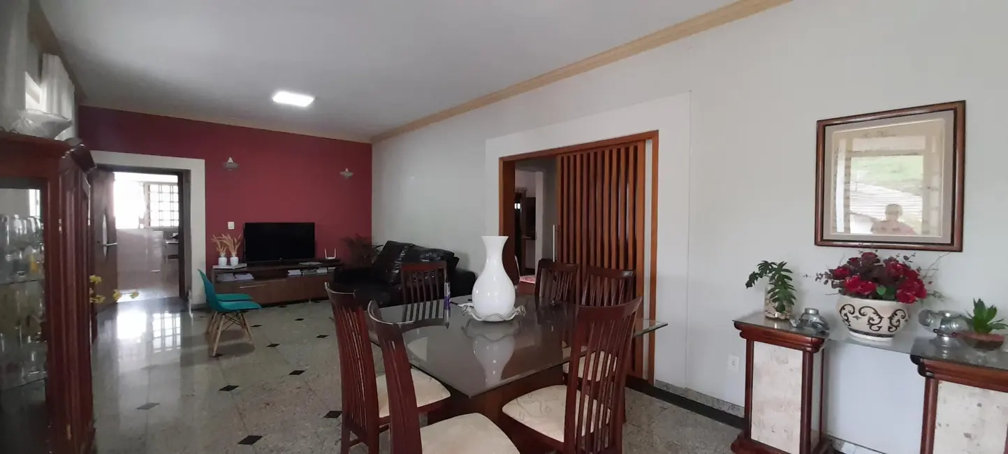 Casa com 3 quartos à venda, 292m2 em Timoteo - MG - imagem 5 Foto 5 de Casa com 3 quartos à venda, 292m2 em Timoteo - MG