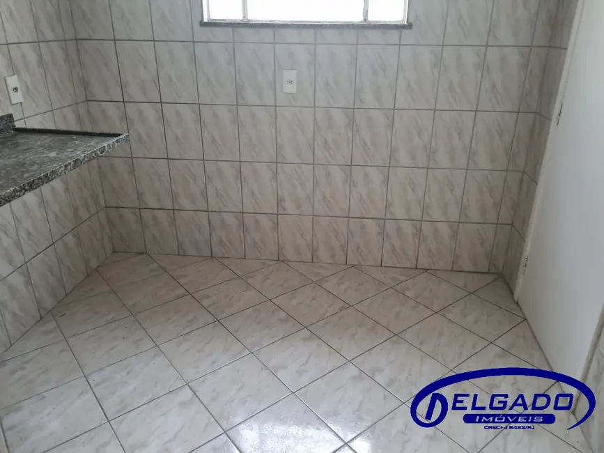 Foto 6 de Casa com 2 quartos para alugar, 65m2 em Ampliação, Itaborai - RJ