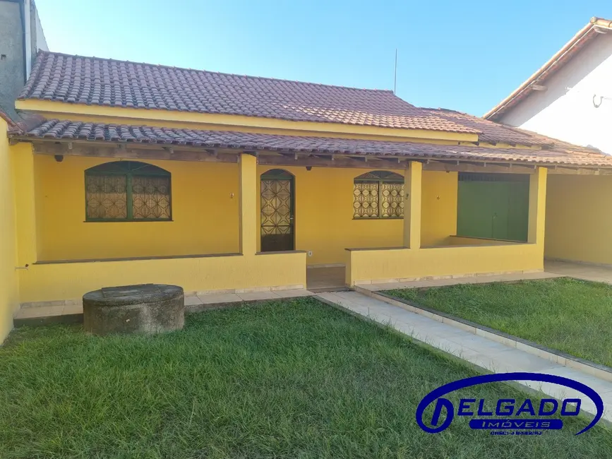 Foto 3 de Casa com 2 quartos para alugar, 195m2 em Ampliação, Itaborai - RJ