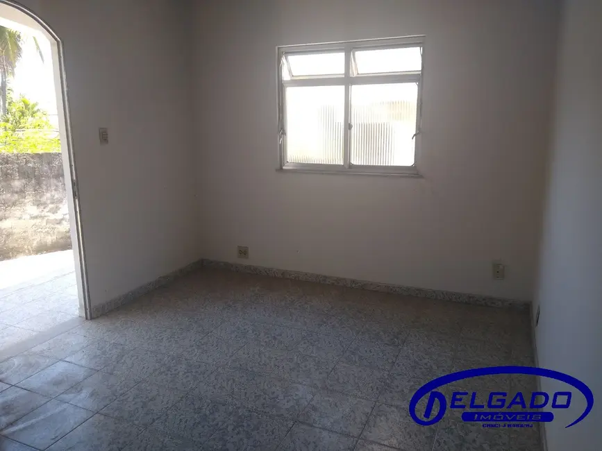 Foto 4 de Casa com 2 quartos para alugar, 55m2 em Jardim Imperial, Itaborai - RJ