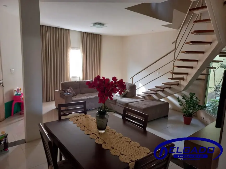Foto 6 de Casa com 3 quartos para alugar, 180m2 em Sossego, Itaborai - RJ