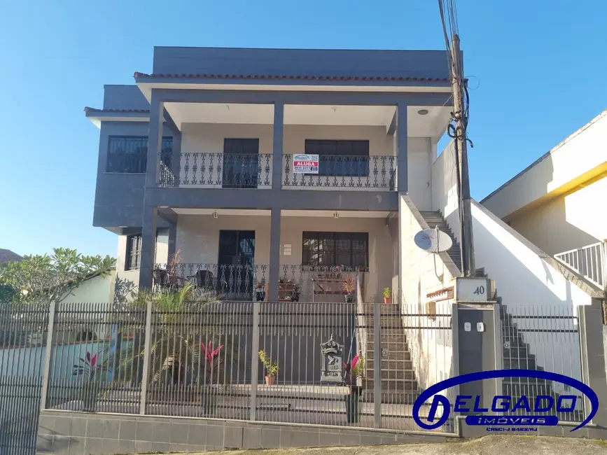 Foto 1 de Casa com 3 quartos para alugar, 165m2 em Itaborai - RJ