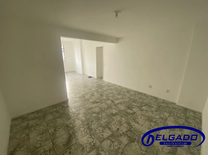 Foto 3 de Apartamento com 3 quartos para alugar, 80m2 em Centro, Itaborai - RJ