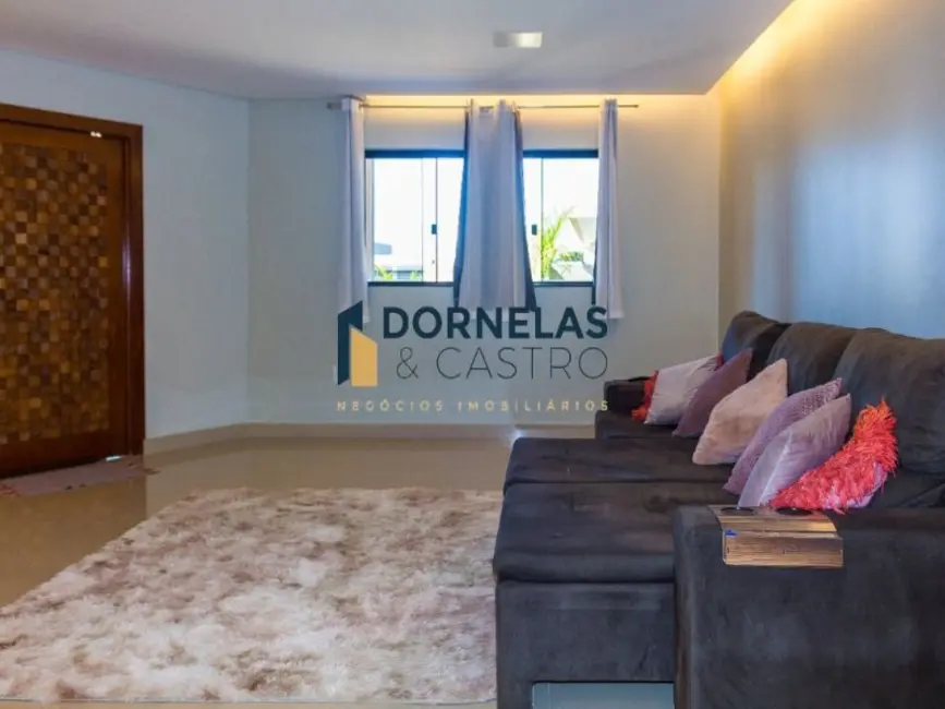 Casa de Condomínio com 5 quartos à venda, 400m2 em Park Way, Brasilia - DF - imagem 6 Foto 6 de Casa de Condomínio com 5 quartos à venda, 400m2 em Park Way, Brasilia - DF