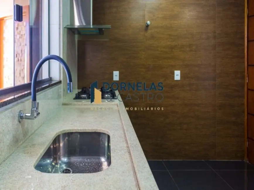 Casa de Condomínio com 5 quartos à venda, 400m2 em Park Way, Brasilia - DF - imagem 8 Foto 8 de Casa de Condomínio com 5 quartos à venda, 400m2 em Park Way, Brasilia - DF