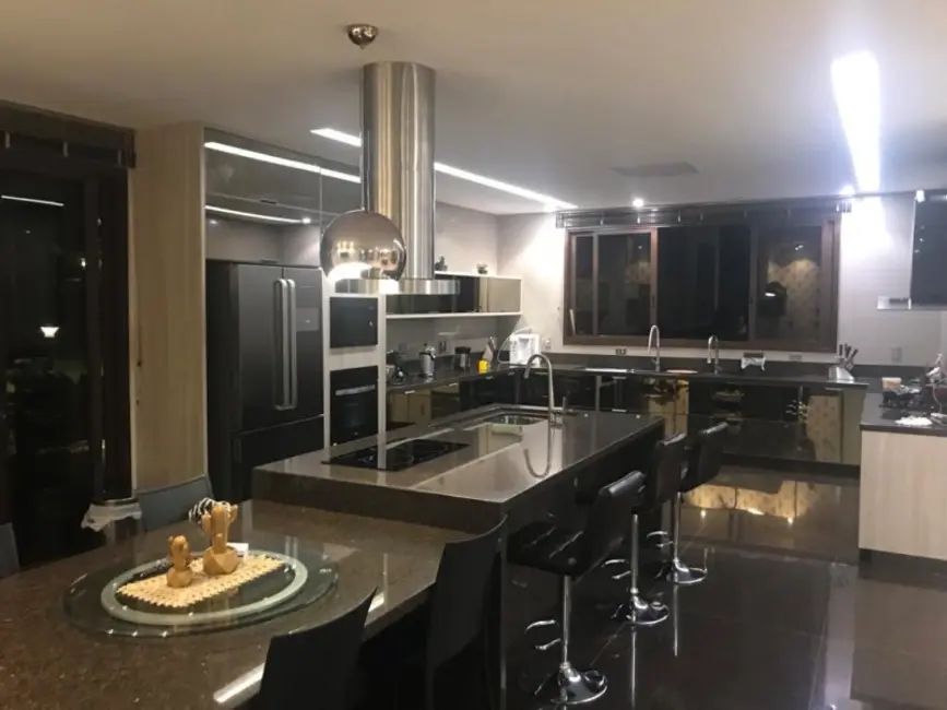 Casa de Condomínio com 3 quartos à venda, 800m2 em Park Way, Brasilia - DF - imagem 5 Foto 5 de Casa de Condomínio com 3 quartos à venda, 800m2 em Park Way, Brasilia - DF