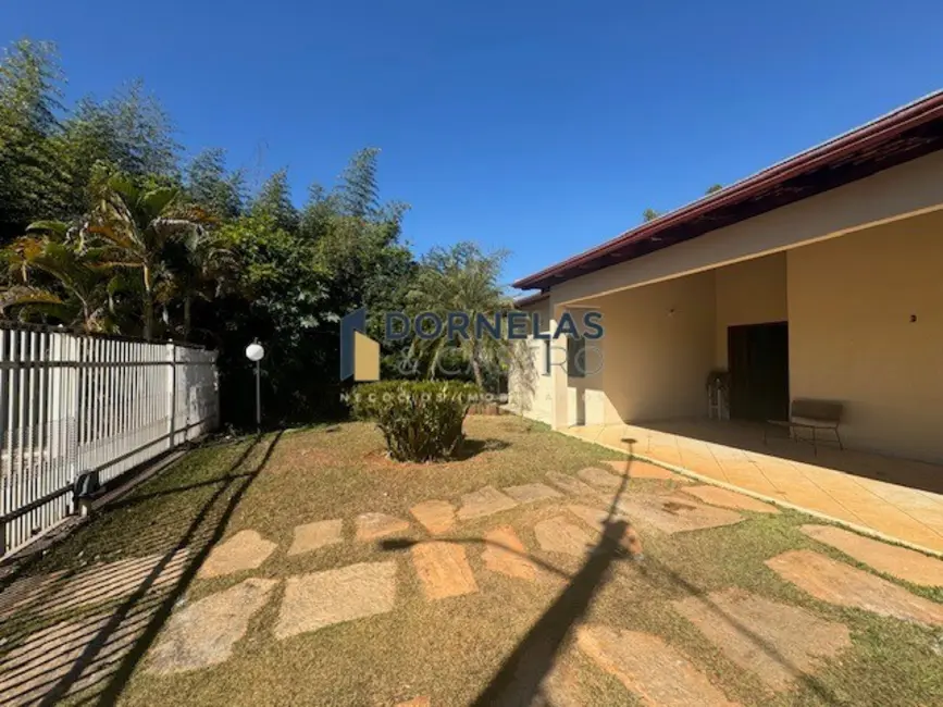 Foto 1 de Casa de Condomínio com 3 quartos à venda, 273m2 em Guará I, Brasilia - DF