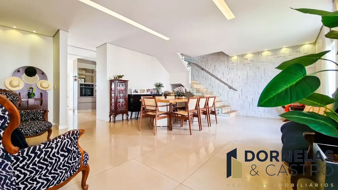 Foto 2 de Casa de Condomínio com 5 quartos à venda, 800m2 em Guará I, Brasilia - DF