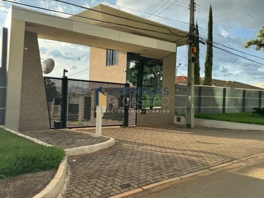 Foto 1 de Terreno / Lote à venda, 800m2 em Guará I, Brasilia - DF