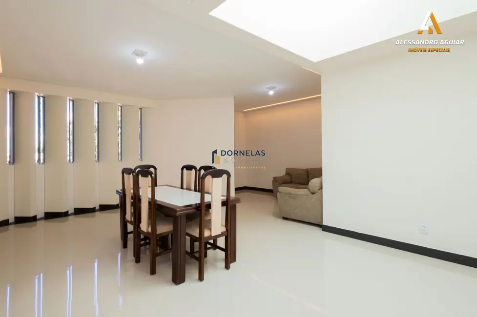 Casa de Condomínio com 3 quartos à venda, 800m2 em Setor Habitacional Arniqueira (Águas Claras), Brasilia - DF - imagem 4 Foto 4 de Casa de Condomínio com 3 quartos à venda, 800m2 em Setor Habitacional Arniqueira (Águas Claras), Brasilia - DF