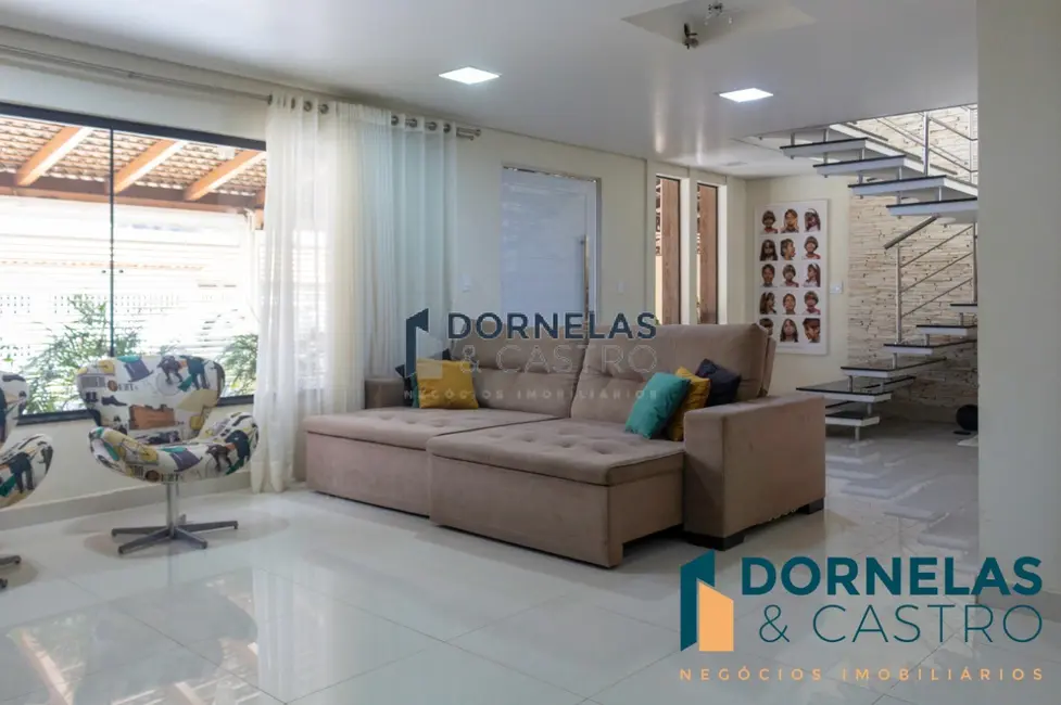 Foto 1 de Casa com 4 quartos à venda, 416m2 em Guará I, Brasilia - DF