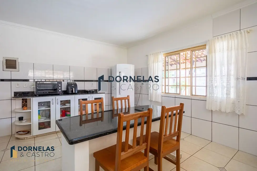 Casa de Condomínio com 4 quartos à venda, 800m2 em Setor Habitacional Vicente Pires, Brasilia - DF - imagem 9 Foto 9 de Casa de Condomínio com 4 quartos à venda, 800m2 em Setor Habitacional Vicente Pires, Brasilia - DF