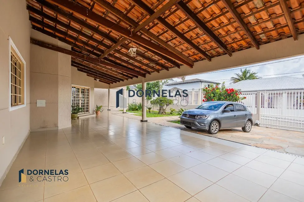 Casa de Condomínio com 4 quartos à venda, 800m2 em Setor Habitacional Vicente Pires, Brasilia - DF - imagem 3 Foto 3 de Casa de Condomínio com 4 quartos à venda, 800m2 em Setor Habitacional Vicente Pires, Brasilia - DF