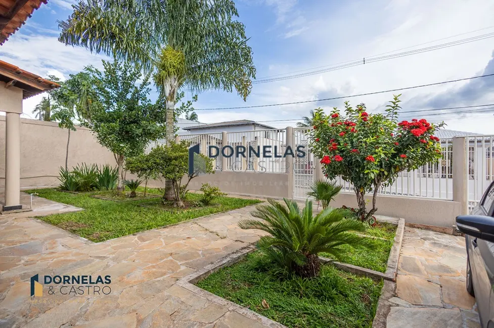 Casa de Condomínio com 4 quartos à venda, 800m2 em Setor Habitacional Vicente Pires, Brasilia - DF - imagem 2 Foto 2 de Casa de Condomínio com 4 quartos à venda, 800m2 em Setor Habitacional Vicente Pires, Brasilia - DF
