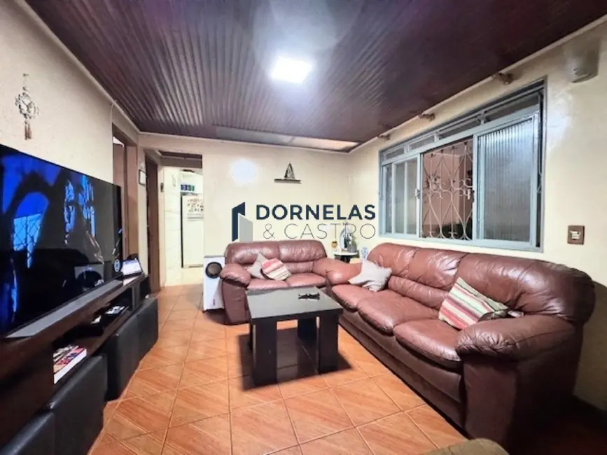 Foto 1 de Casa com 4 quartos à venda, 200m2 em Guará II, Brasilia - DF