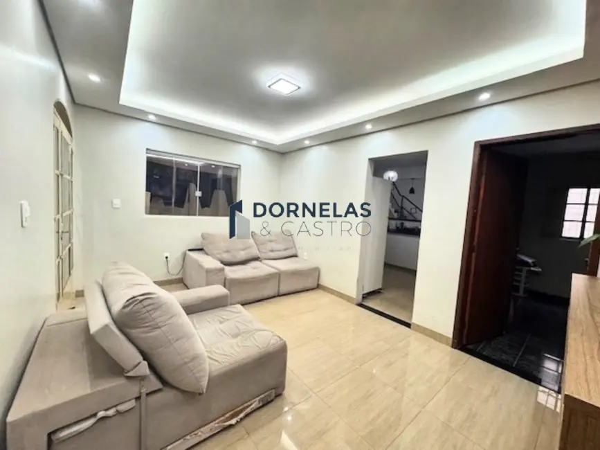 Foto 2 de Casa com 4 quartos à venda, 190m2 em Areal (Águas Claras), Brasilia - DF