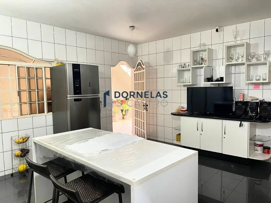 Foto 7 de Casa com 5 quartos à venda, 398m2 em Guará II, Brasilia - DF