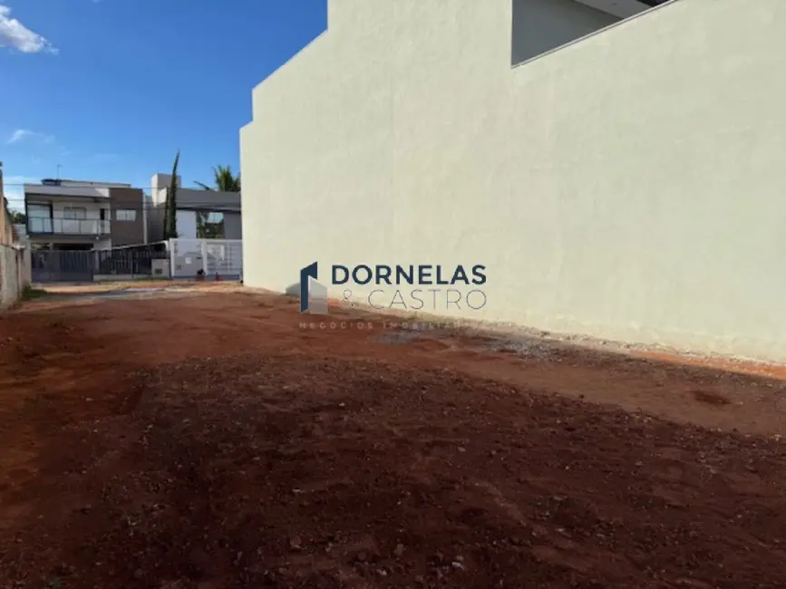 Foto 2 de Terreno / Lote à venda, 344m2 em Guará I, Brasilia - DF
