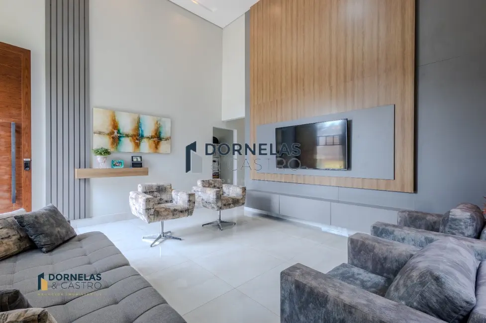Foto 1 de Casa de Condomínio com 3 quartos à venda, 400m2 em Guará I, Brasilia - DF