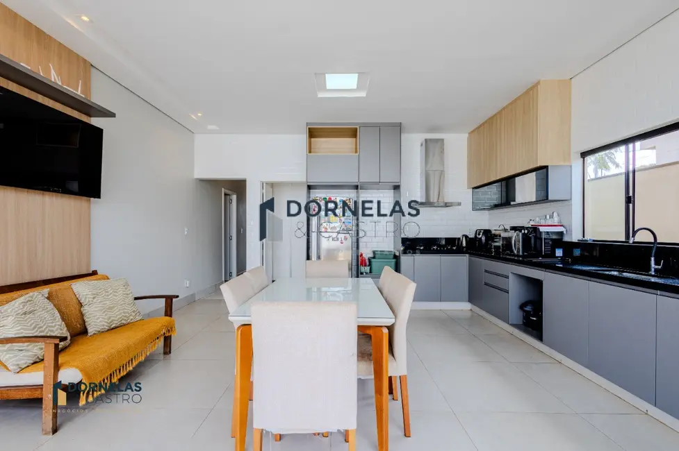 Casa de Condomínio com 3 quartos à venda, 400m2 em Guará I, Brasilia - DF - imagem 7 Foto 7 de Casa de Condomínio com 3 quartos à venda, 400m2 em Guará I, Brasilia - DF