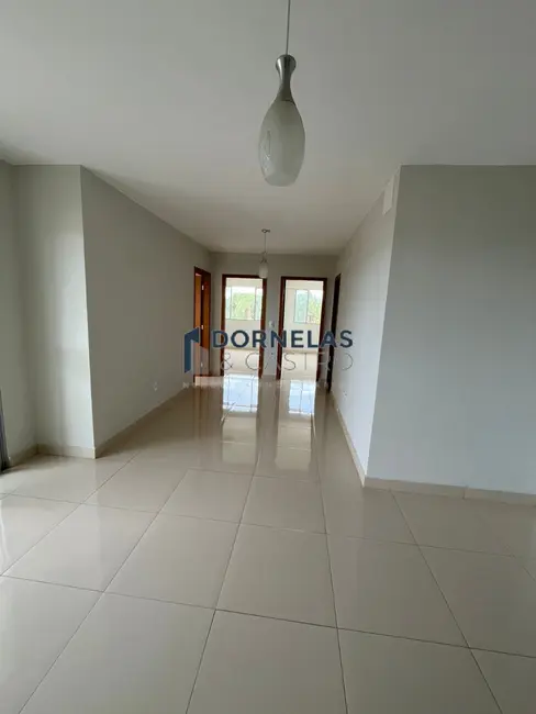 Foto 3 de Apartamento com 3 quartos à venda, 93m2 em Residencial Alto das Caraíbas, Luziania - GO