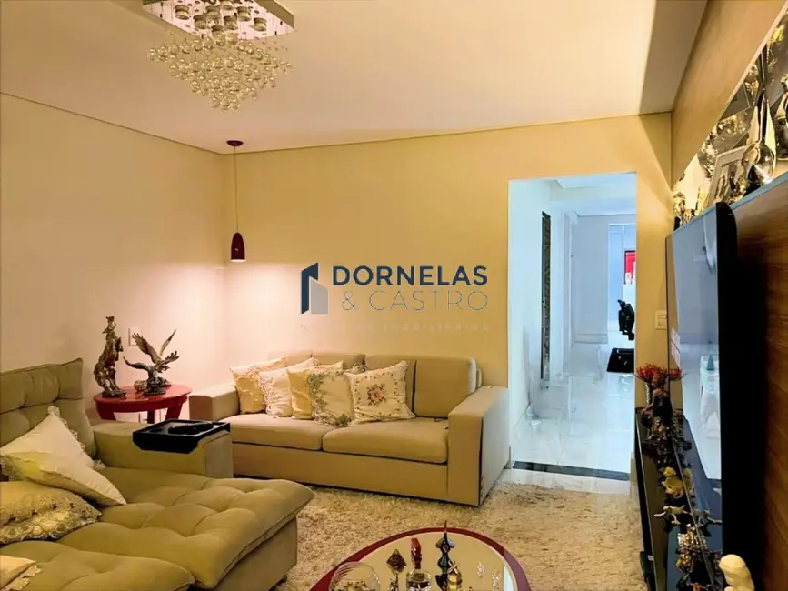 Foto 6 de Casa com 3 quartos à venda, 350m2 em Guará II, Brasilia - DF