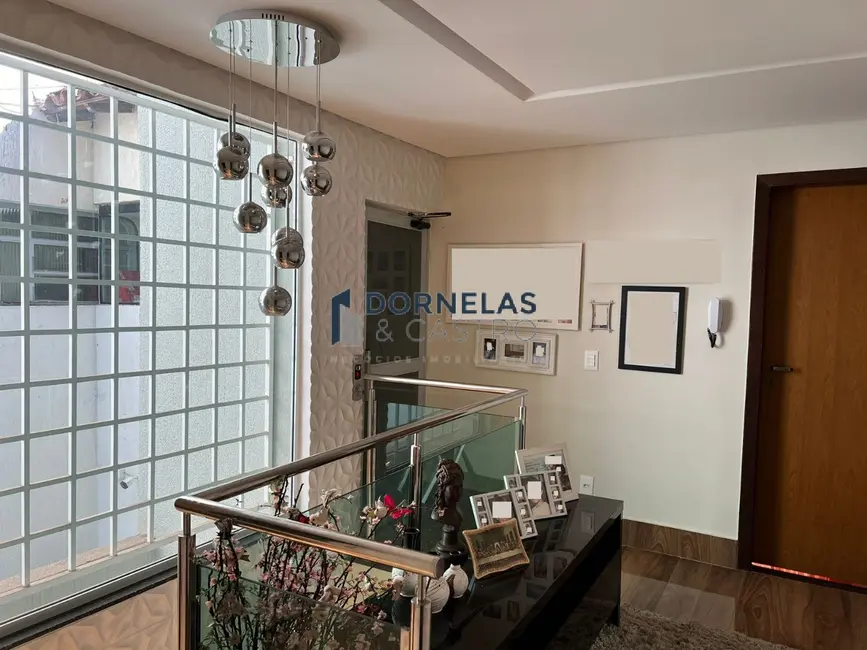 Foto 23 de Casa com 3 quartos à venda, 350m2 em Guará II, Brasilia - DF