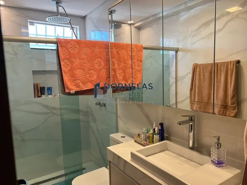 Foto 20 de Casa com 3 quartos à venda, 350m2 em Guará II, Brasilia - DF