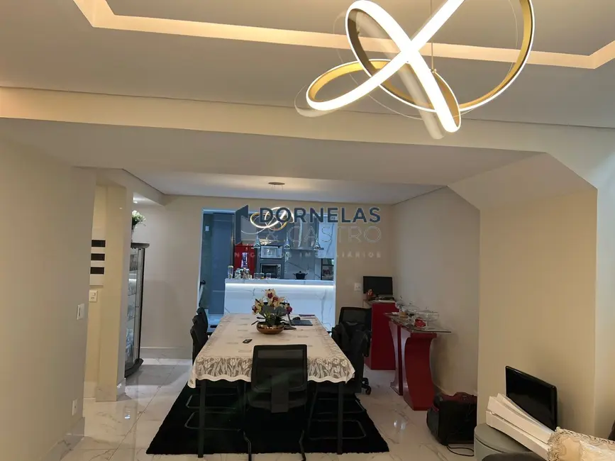 Foto 9 de Casa com 3 quartos à venda, 350m2 em Guará II, Brasilia - DF