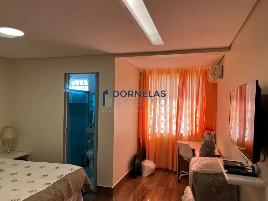 Foto 18 de Casa com 3 quartos à venda, 350m2 em Guará II, Brasilia - DF