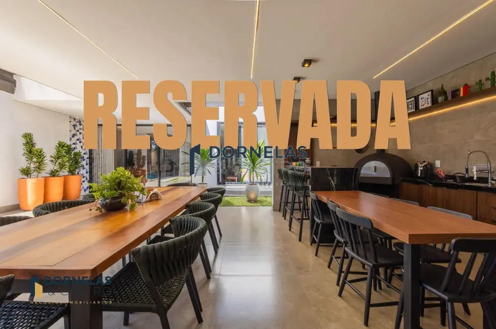 Foto 1 de Casa de Condomínio com 4 quartos à venda, 800m2 em Guará I, Brasilia - DF