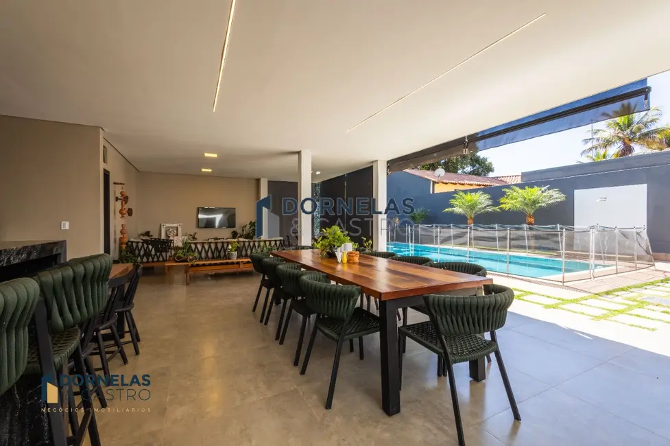 Casa de Condomínio com 4 quartos à venda, 800m2 em Guará I, Brasilia - DF - imagem 9 Foto 9 de Casa de Condomínio com 4 quartos à venda, 800m2 em Guará I, Brasilia - DF