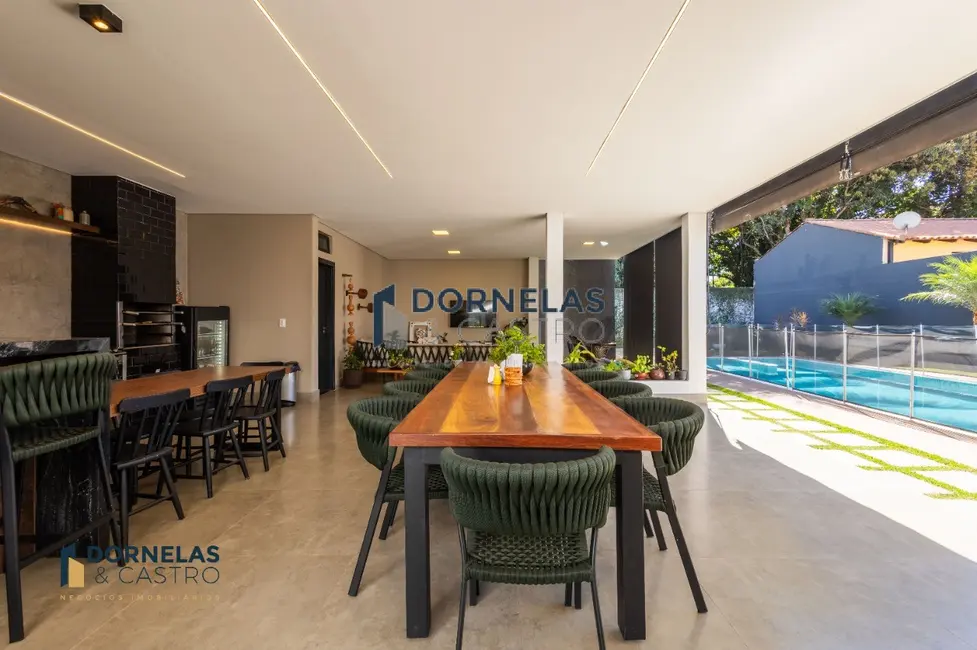 Casa de Condomínio com 4 quartos à venda, 800m2 em Guará I, Brasilia - DF - imagem 8 Foto 8 de Casa de Condomínio com 4 quartos à venda, 800m2 em Guará I, Brasilia - DF