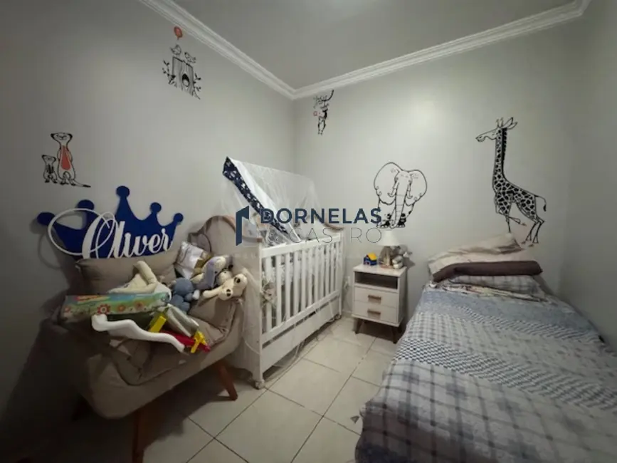 Foto 8 de Casa com 8 quartos à venda, 290m2 em Guará II, Brasilia - DF