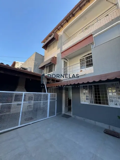 Foto 44 de Casa com 8 quartos à venda, 290m2 em Guará II, Brasilia - DF