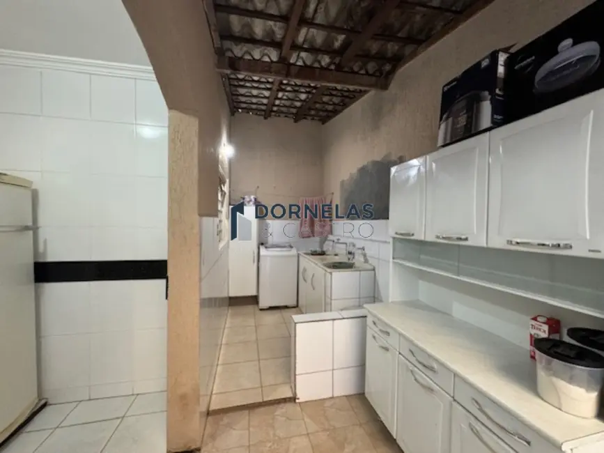 Foto 36 de Casa com 8 quartos à venda, 290m2 em Guará II, Brasilia - DF