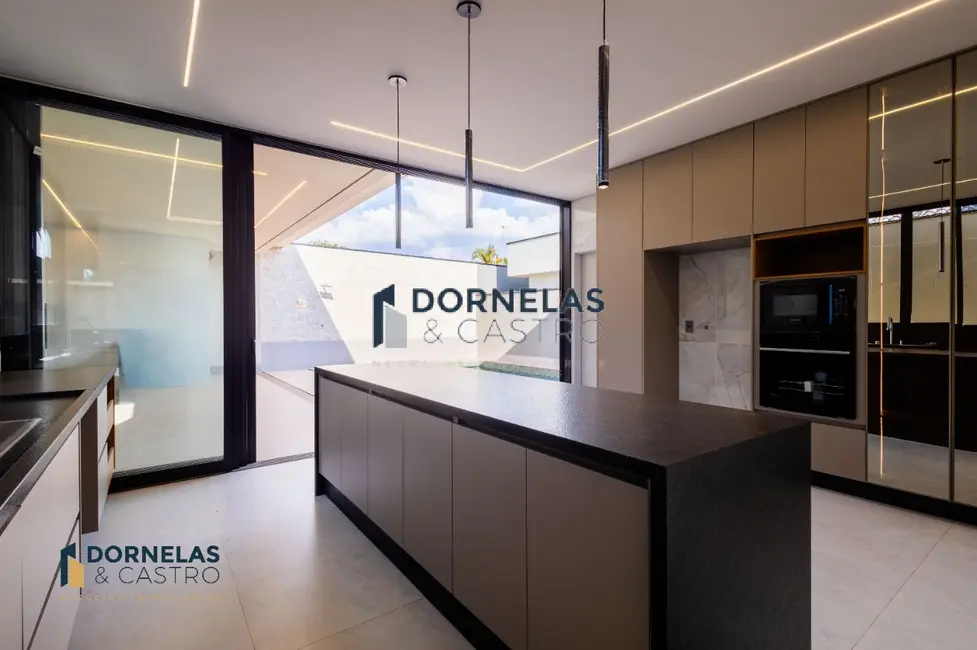 Foto 7 de Casa de Condomínio com 4 quartos à venda, 400m2 em Guará I, Brasilia - DF