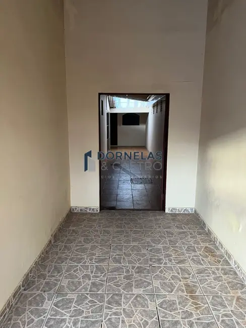 Foto 3 de Casa com 4 quartos à venda, 200m2 em Guará I, Brasilia - DF