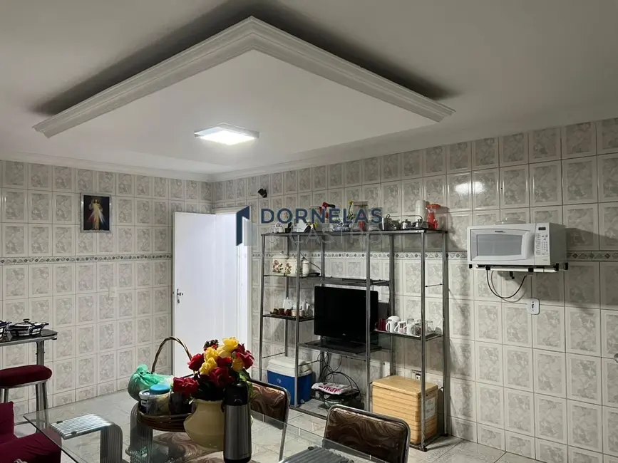 Foto 2 de Casa com 4 quartos à venda, 200m2 em Guará II, Brasilia - DF